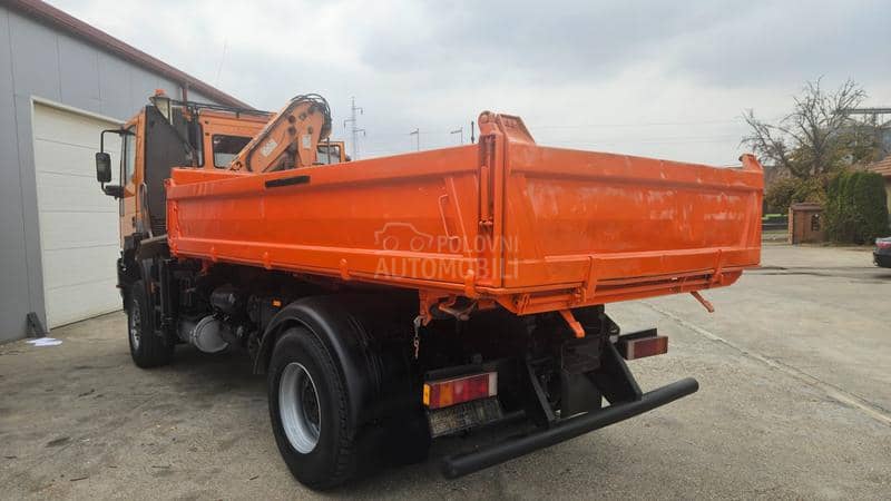 Iveco 4x4  kiper sa kranom