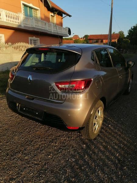Renault Clio 90