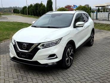 Nissan Qashqai /1.2T Tekna Aut/