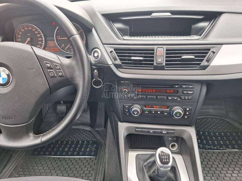 BMW X1  BMW X1