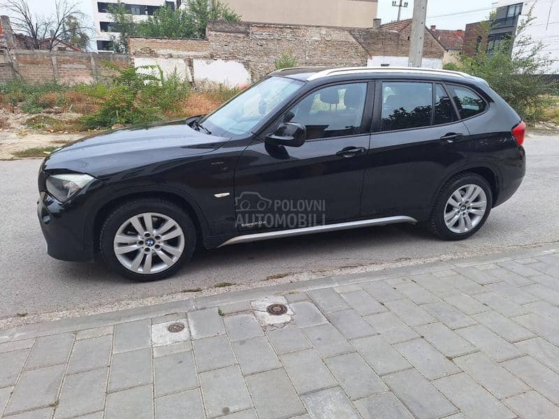 BMW X1  BMW X1