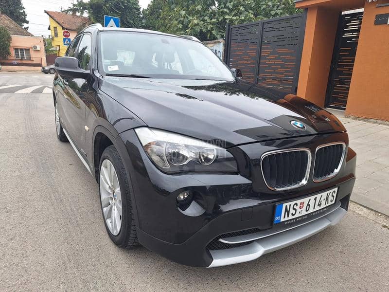 BMW X1  BMW X1