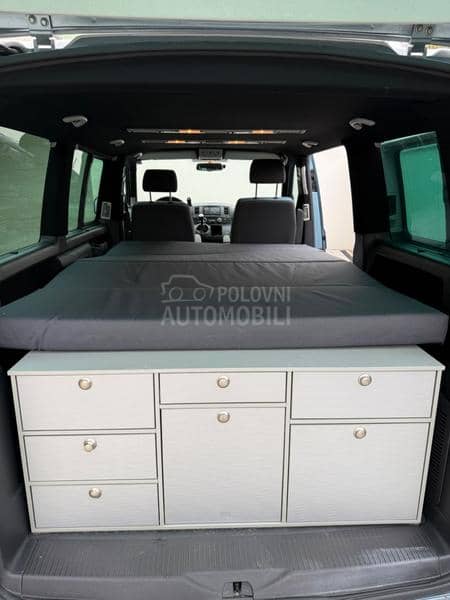 Volkswagen Multivan 2.5 TDI Caravela