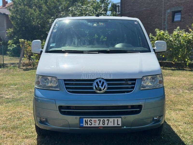 Volkswagen Multivan 2.5 TDI Caravela
