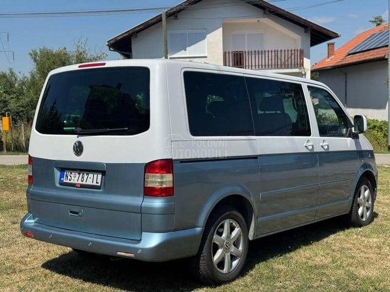 Volkswagen Multivan 2.5 TDI Caravela