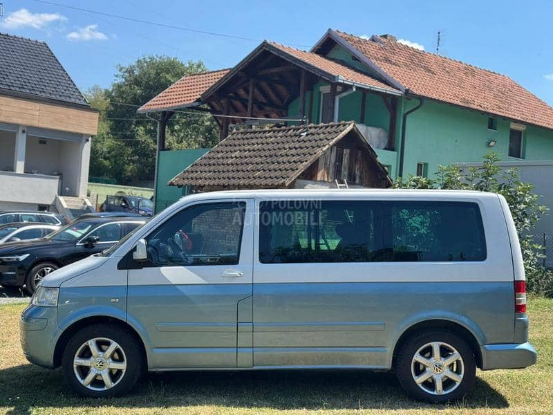 Volkswagen Multivan 2.5 TDI Caravela
