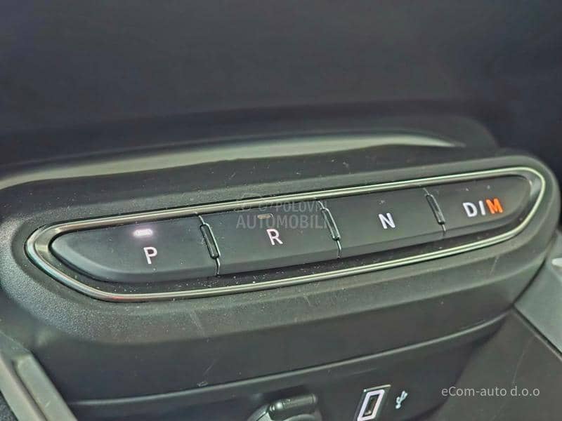 Jeep Avenger 1.2 MHEV  A/T