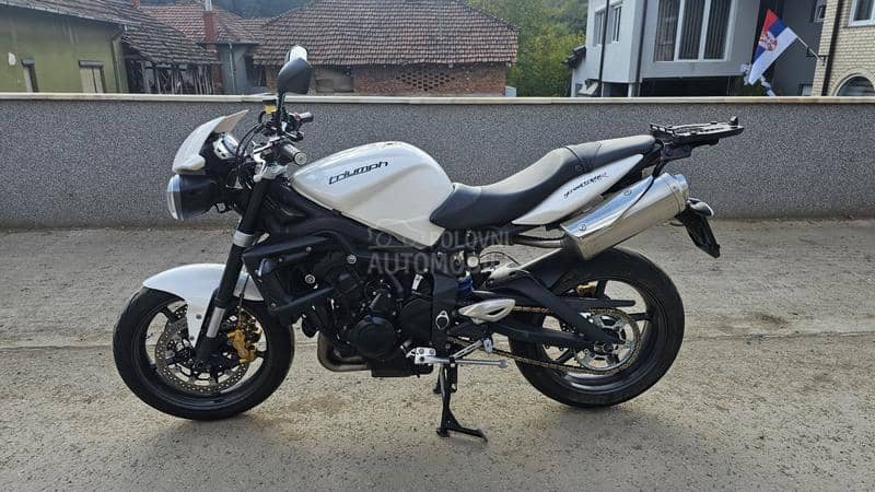 Triumph Street Triple 675 R