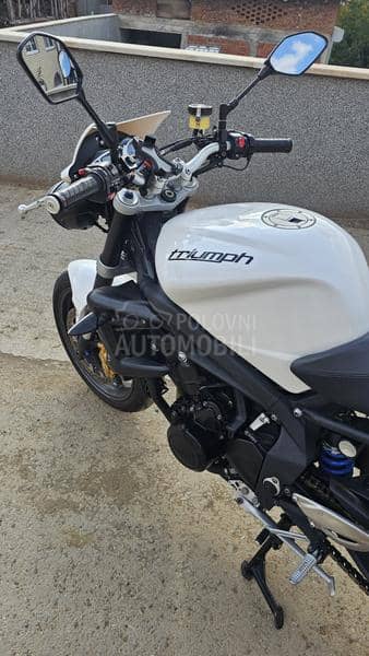 Triumph Street Triple 675 R