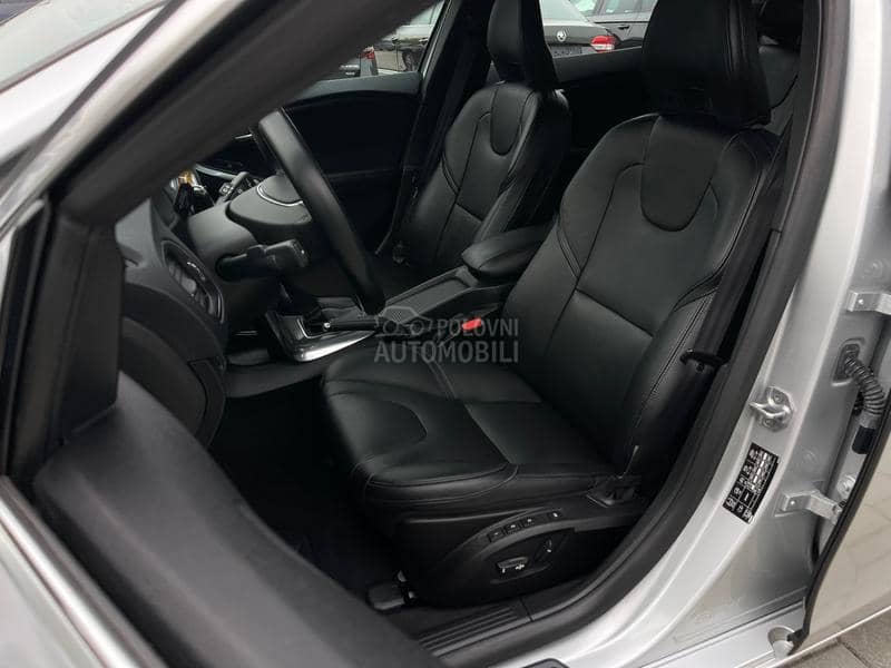 Volvo V40 D3 Summum CH