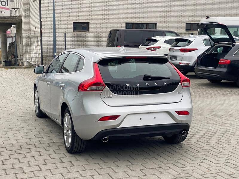 Volvo V40 D3 Summum CH