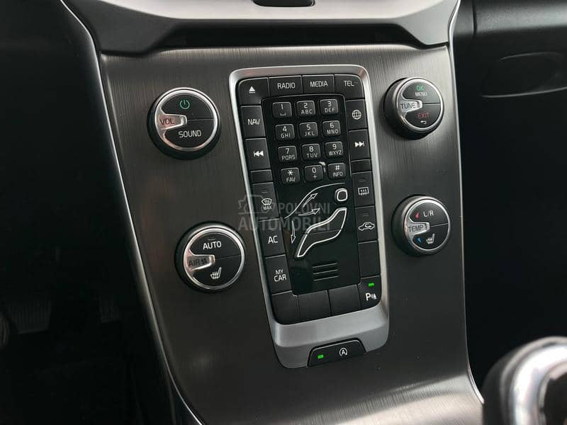 Volvo V40 D3 Summum CH