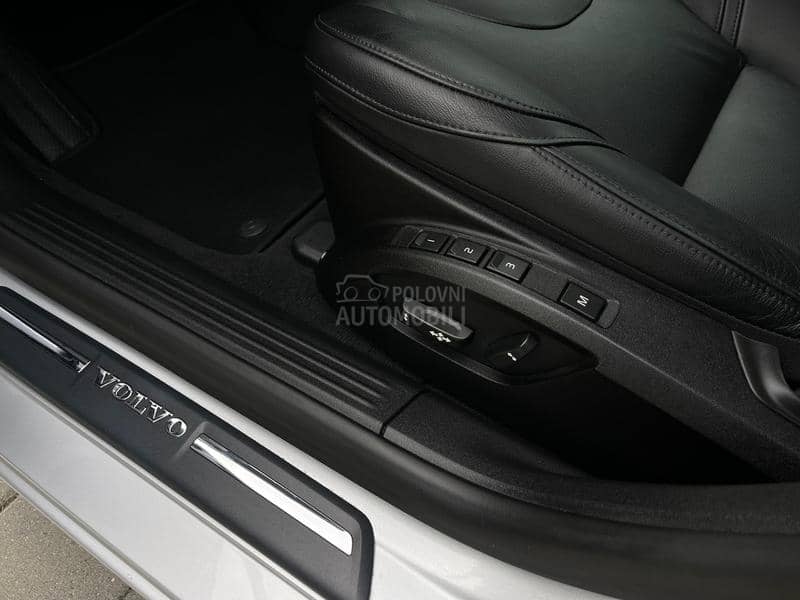 Volvo V40 D3 Summum CH