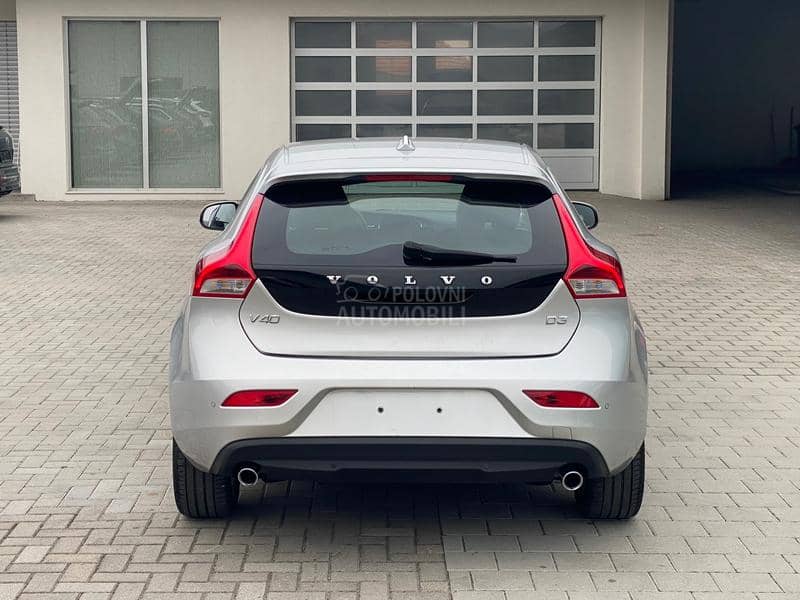 Volvo V40 D3 Summum CH