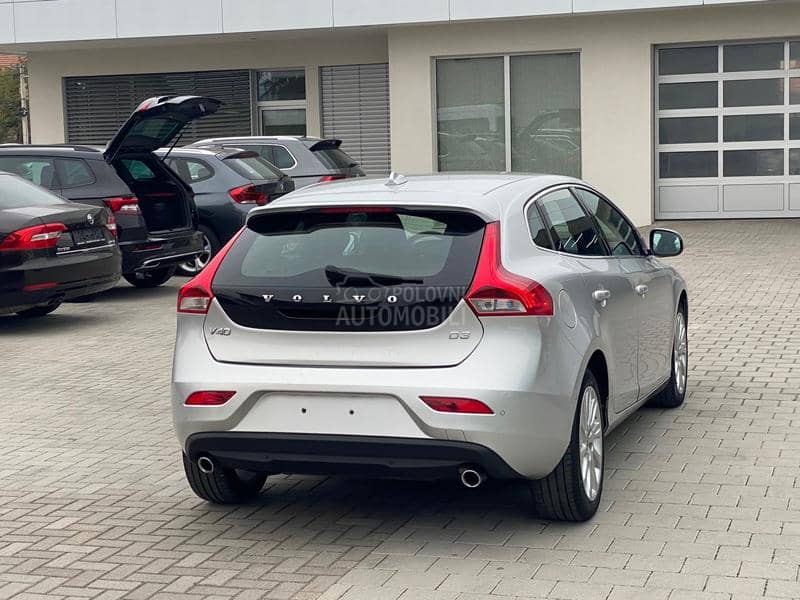 Volvo V40 D3 Summum CH