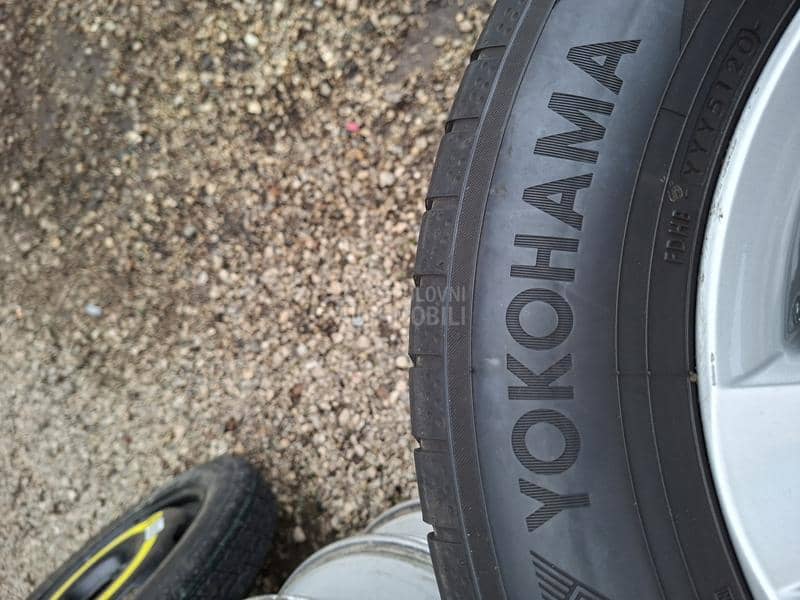 Yokohama 215/65 R16 Letnja