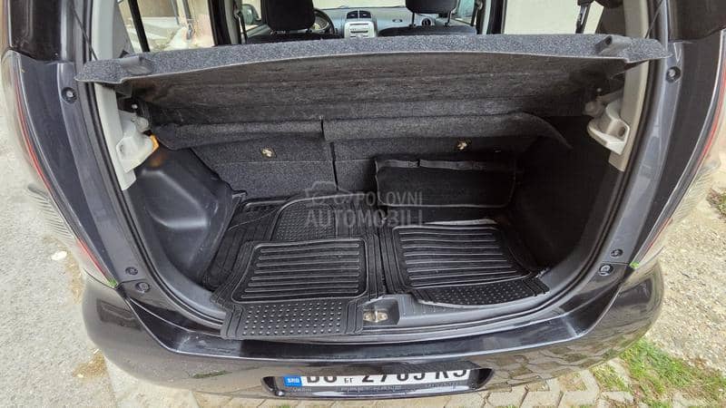 Subaru Justy IV