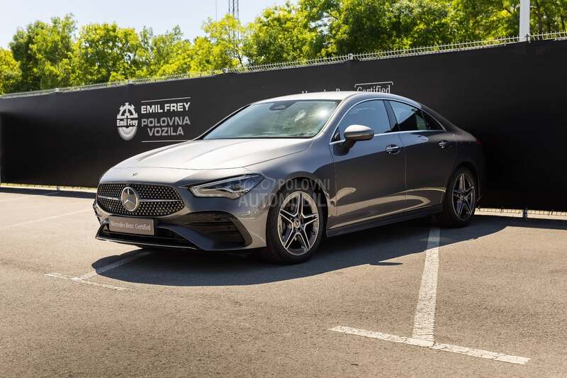 Mercedes Benz CLA 180 