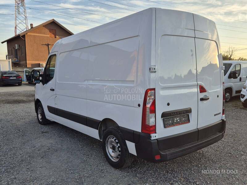 Renault Master 2.3dci L2H2