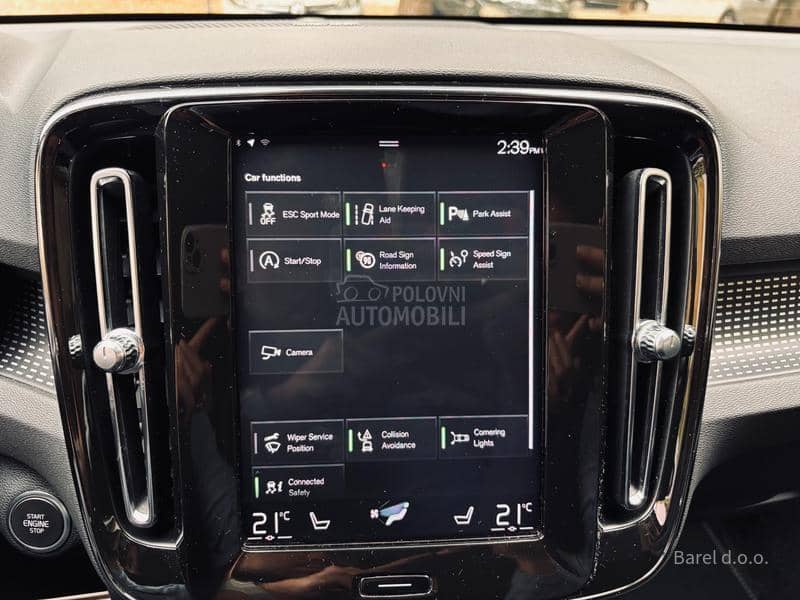 Volvo XC40 2.0 D4 AWD R-DESIGN