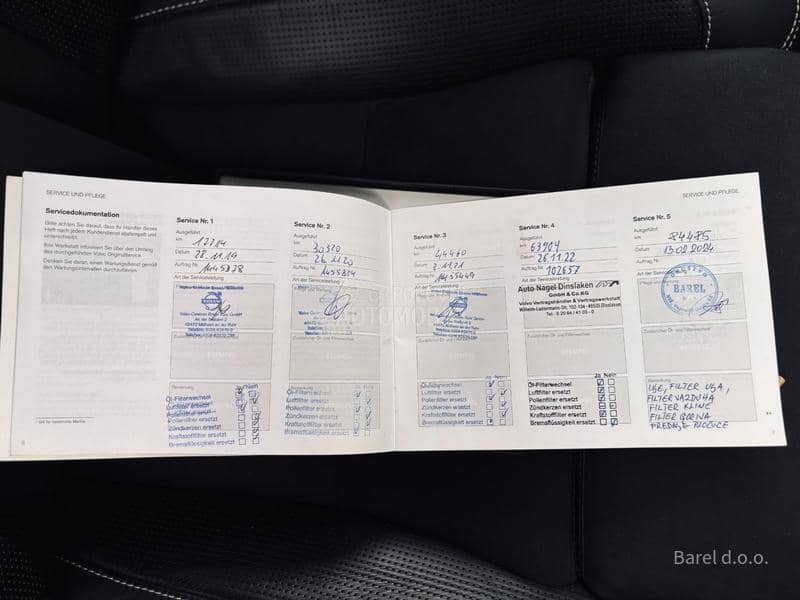 Volvo XC40 2.0 D4 AWD R-DESIGN