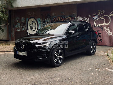 Volvo XC40 2.0 D4 AWD R-DESIGN
