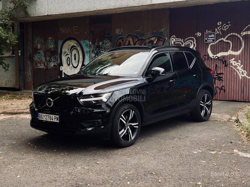 Volvo XC40 2.0 D4 AWD R-DESIGN