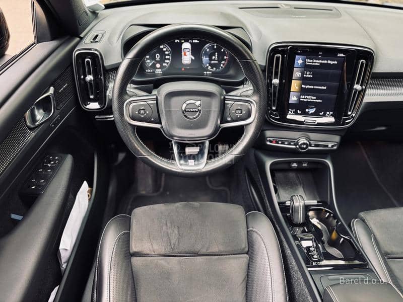 Volvo XC40 2.0 D4 AWD R-DESIGN