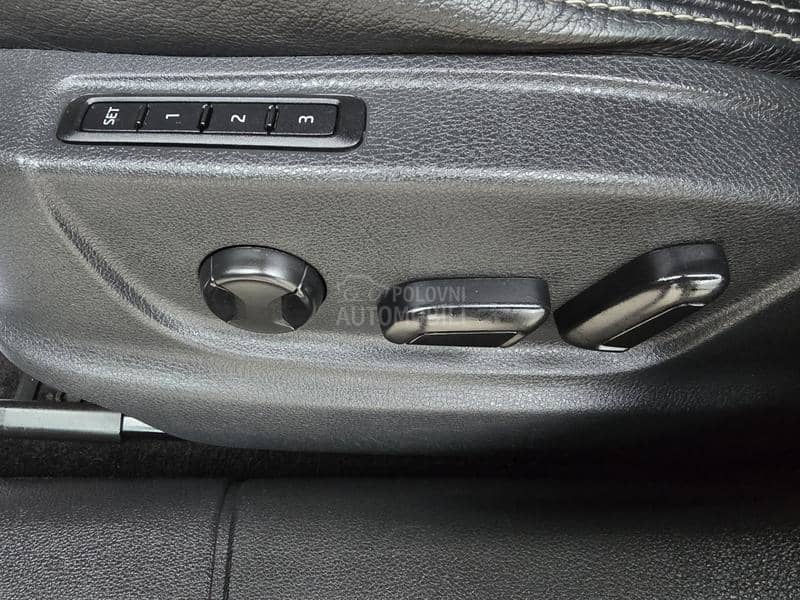 Škoda Octavia 1.6 TDI HIGHLINE DSG Škoda Octavia 1.6 TDI HIGHLINE DSG