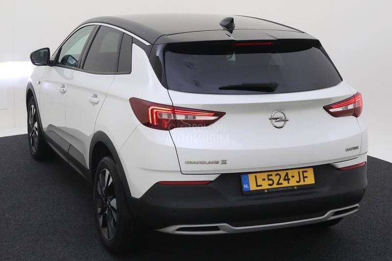 Opel Grandland X 1.2 INNOVATION