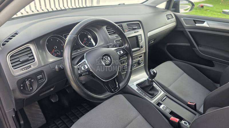 Volkswagen Golf 7 1,6TDI BLUEMOTION