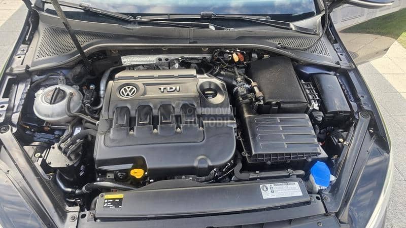 Volkswagen Golf 7 1,6TDI BLUEMOTION