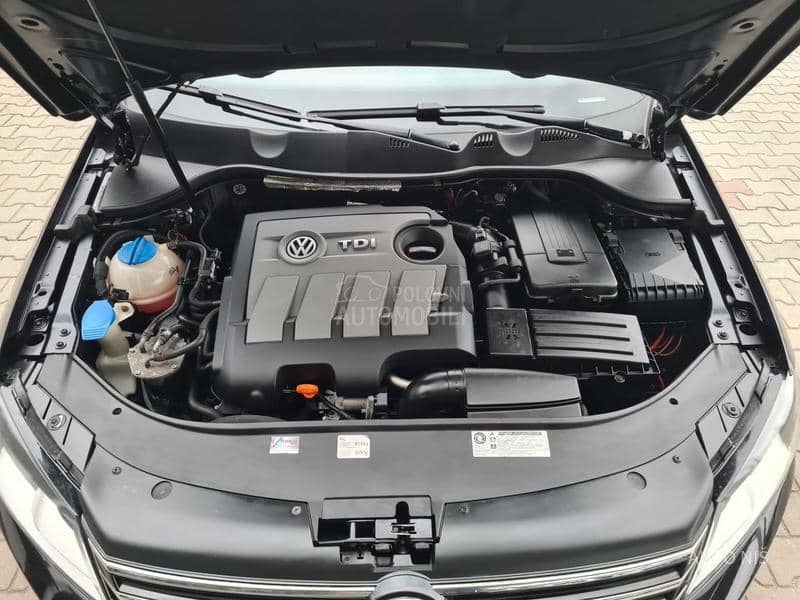 Volkswagen Passat B7 1.6 TDI HIGHLINE