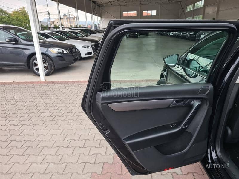 Volkswagen Passat B7 1.6 TDI HIGHLINE