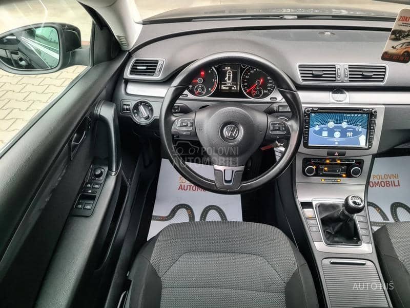 Volkswagen Passat B7 1.6 TDI HIGHLINE