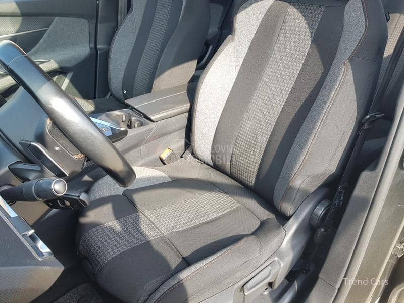 Peugeot 3008 1.6 BLUEHDI