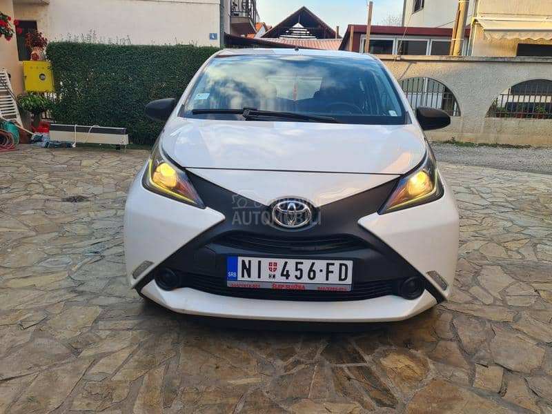 Toyota Aygo T O P