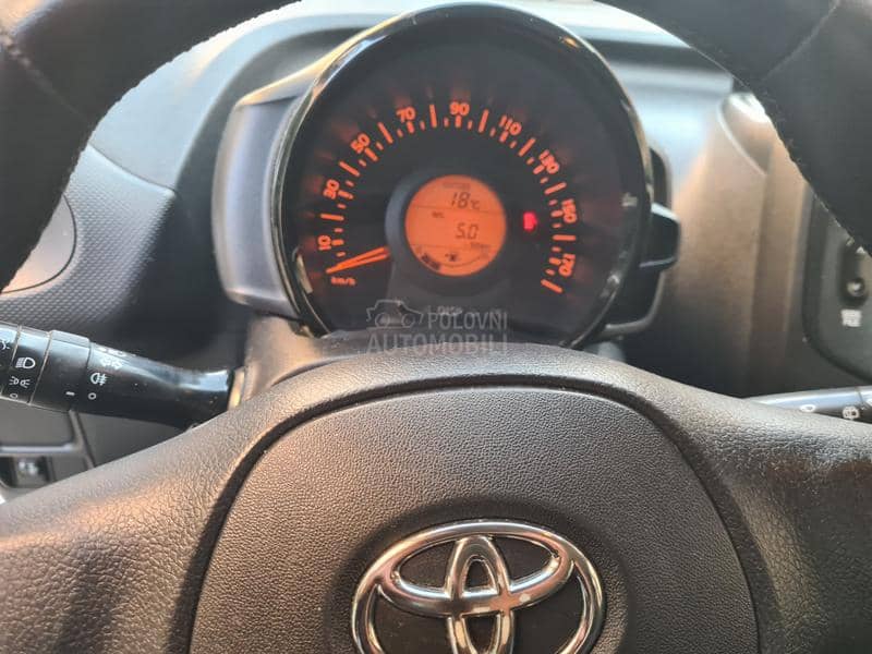 Toyota Aygo T O P