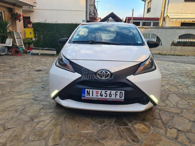 Toyota Aygo T O P