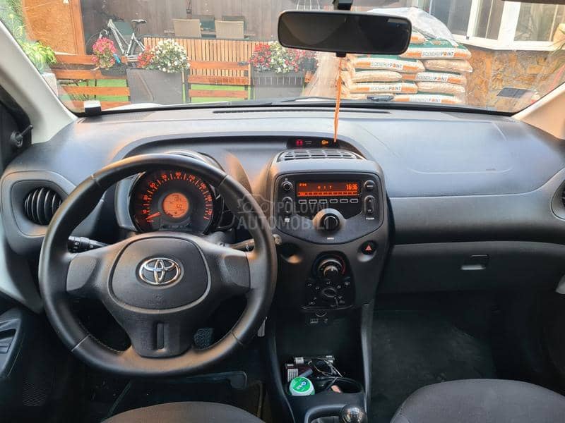 Toyota Aygo T O P