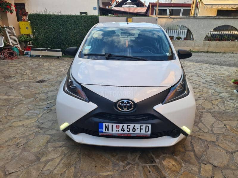 Toyota Aygo T O P