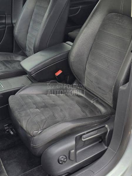 Volkswagen Passat B6 2.0 tdi/CR/Highline