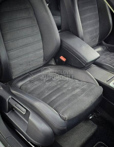 Volkswagen Passat B6 2.0 tdi/CR/Highline