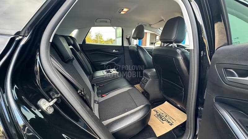 Opel Grandland X INOVATION PACK