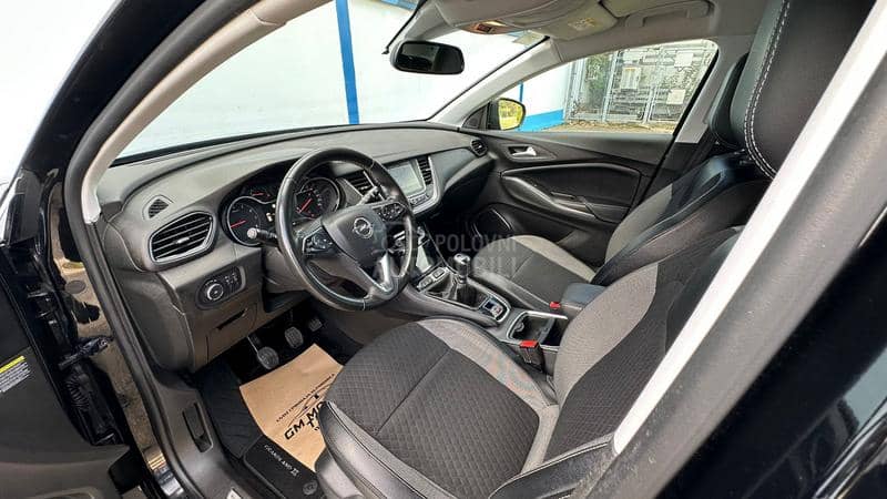 Opel Grandland X INOVATION PACK