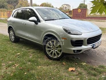 Porsche Cayenne 3.0