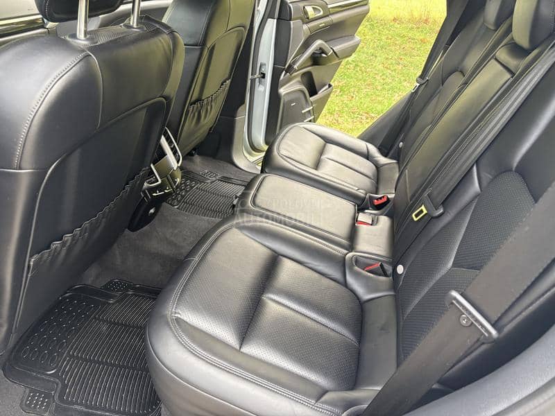 Porsche Cayenne 3.0