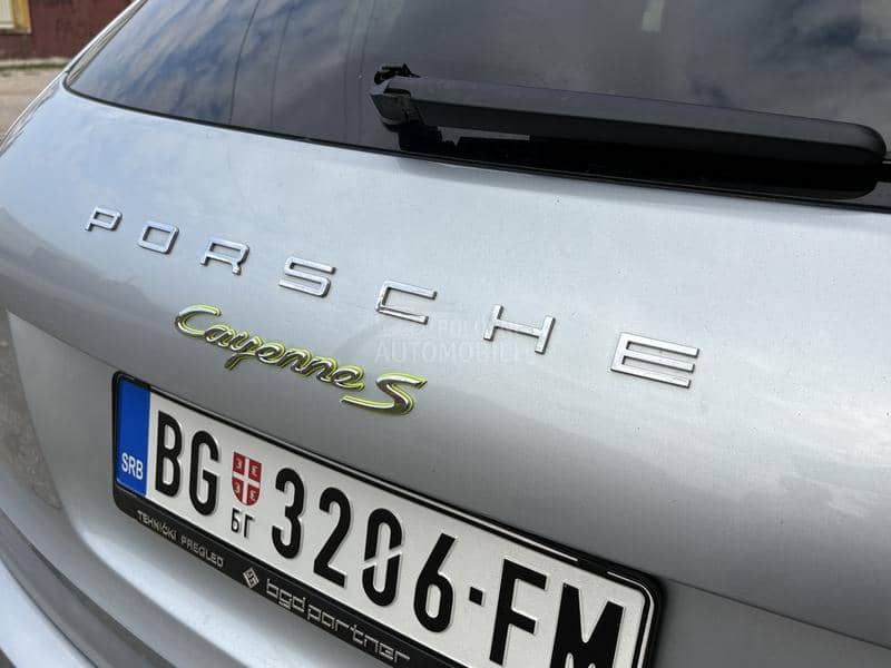 Porsche Cayenne 3.0