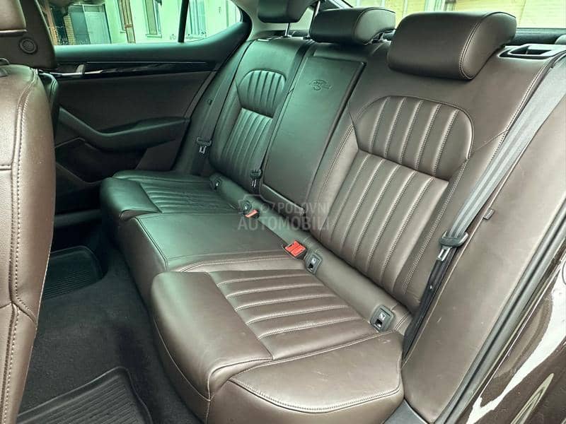 Škoda Superb LAURIN K./DSG/FUL Škoda Superb LAURIN K./DSG/FUL