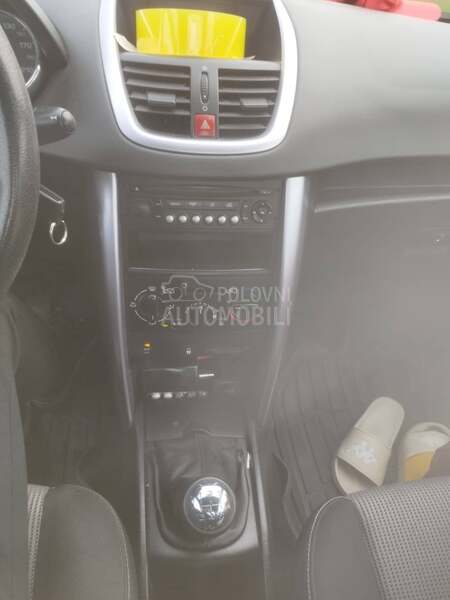 Peugeot 207 207